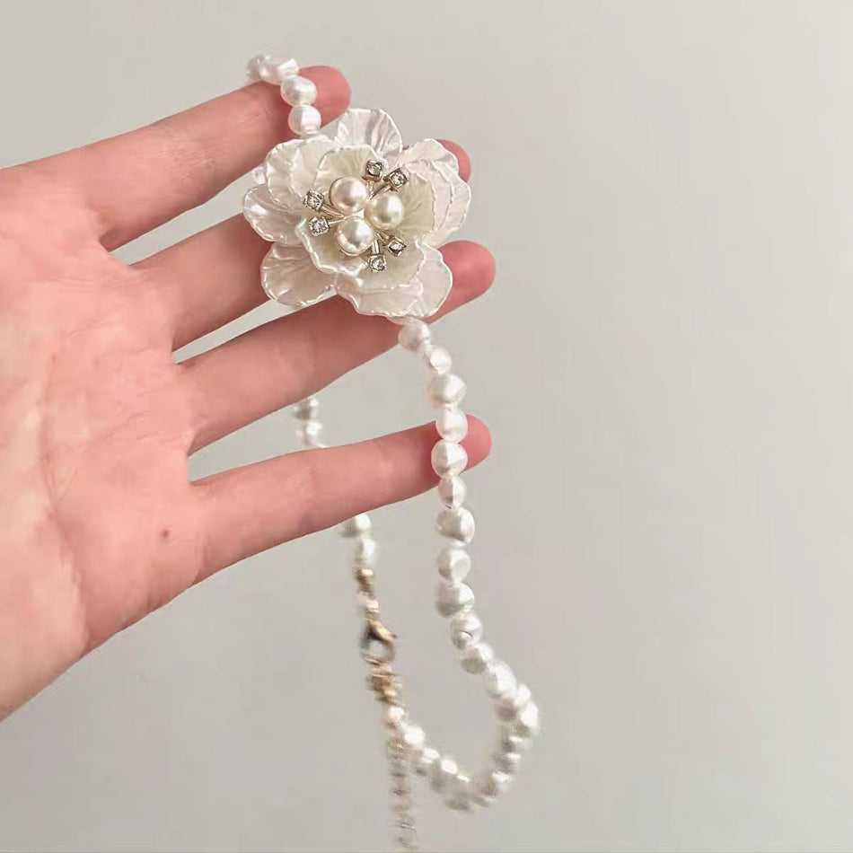 French Style 3D Flower Earrings for Women Vintage Elegance
