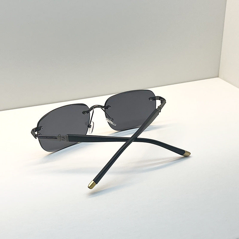 Cut-Edge Metal Sunglasses for Men & Women with UV Protection