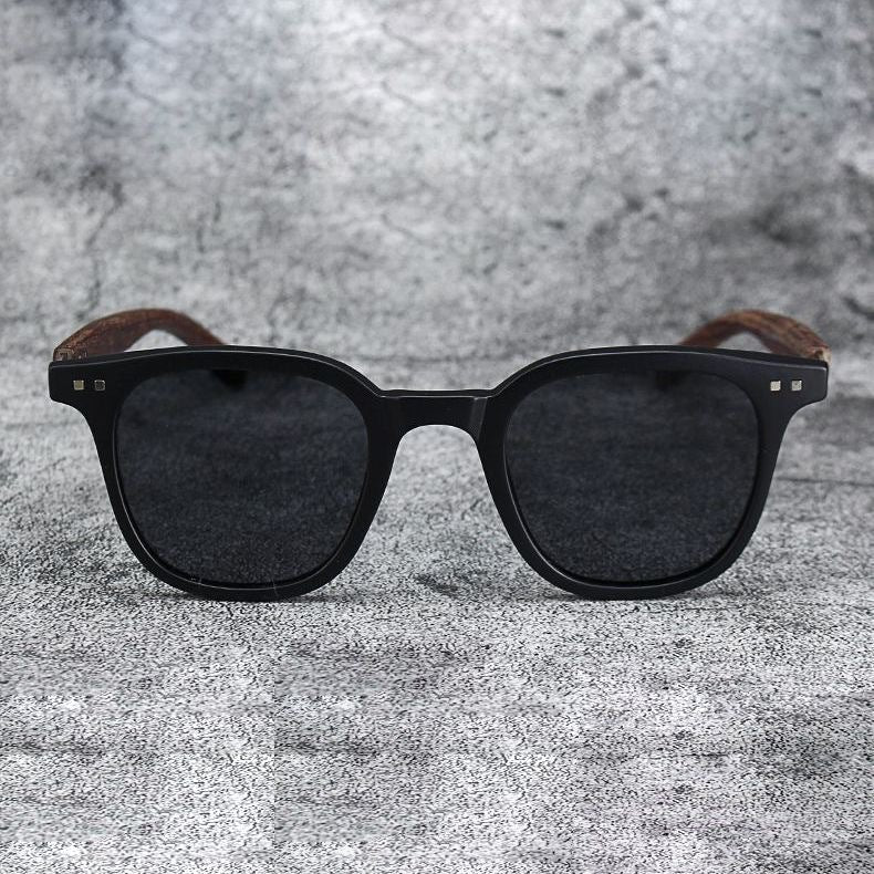 Vintage Wood Grain Temple Metal Sunglasses with UV Protection