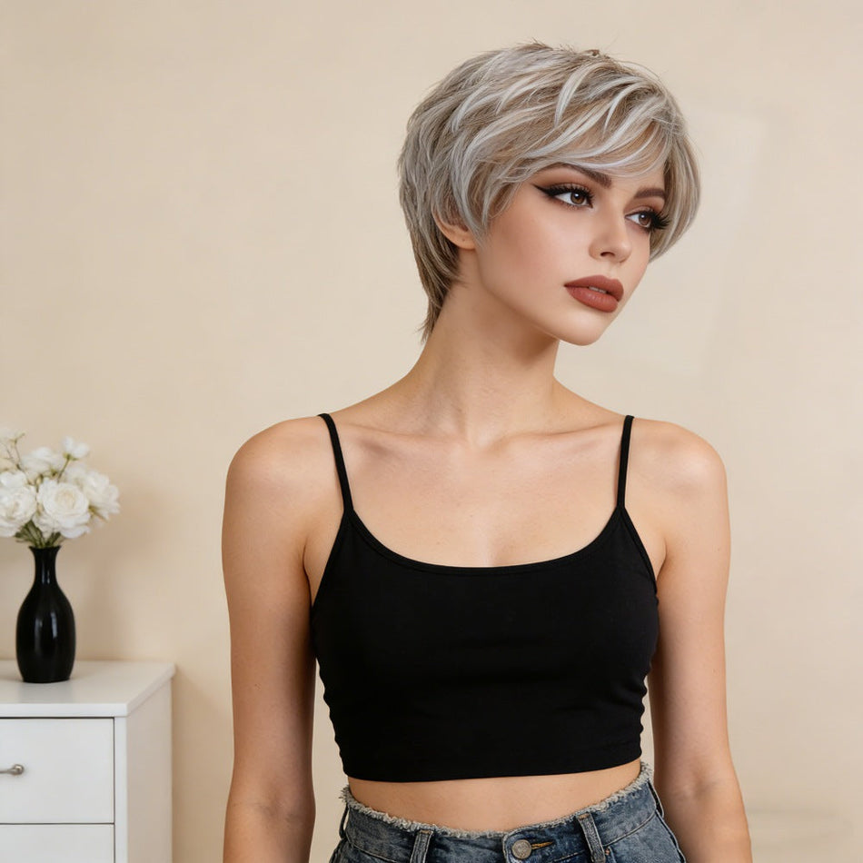 Women's Light Blonde Short Wig with Natural Straight Hair