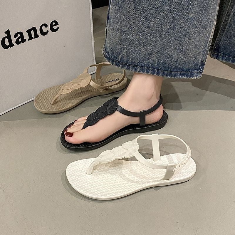Women's Heart Detail Flat Roman Sandals with Toe Post