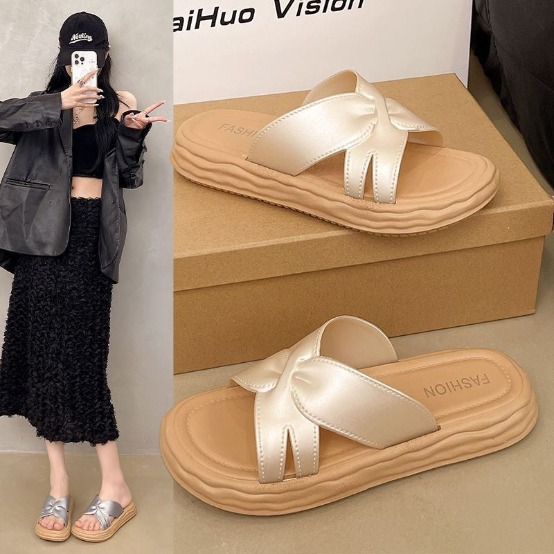 Women's Thick Sole Flip Flop Sandals for Everyday Summer Wear