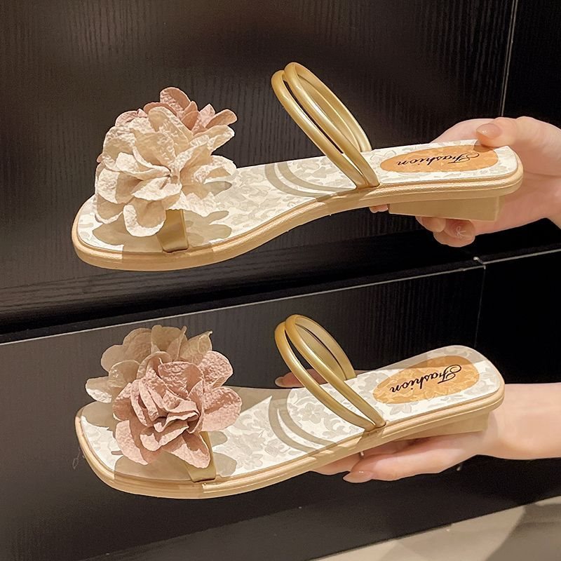 Women's Elegant Flat Beach Sandals with Non-Slip Sole