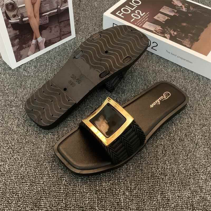 Women's Flat Beach Flip Flop Slippers with Soft Non-Slip Sole