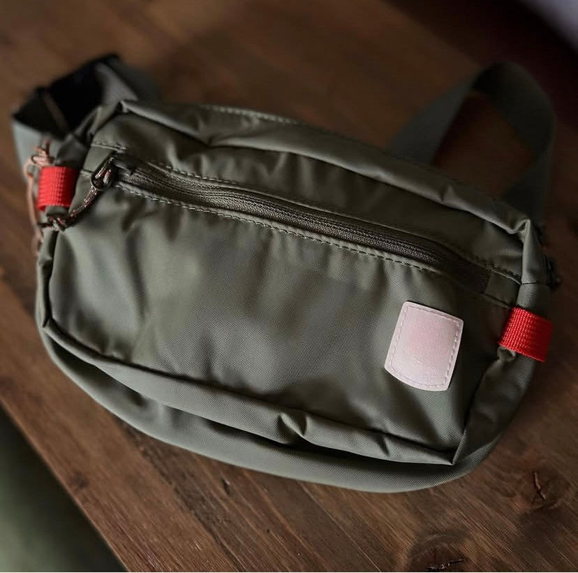 Lightweight Mini Crossbody Chest Bag for Sports & Everyday Use