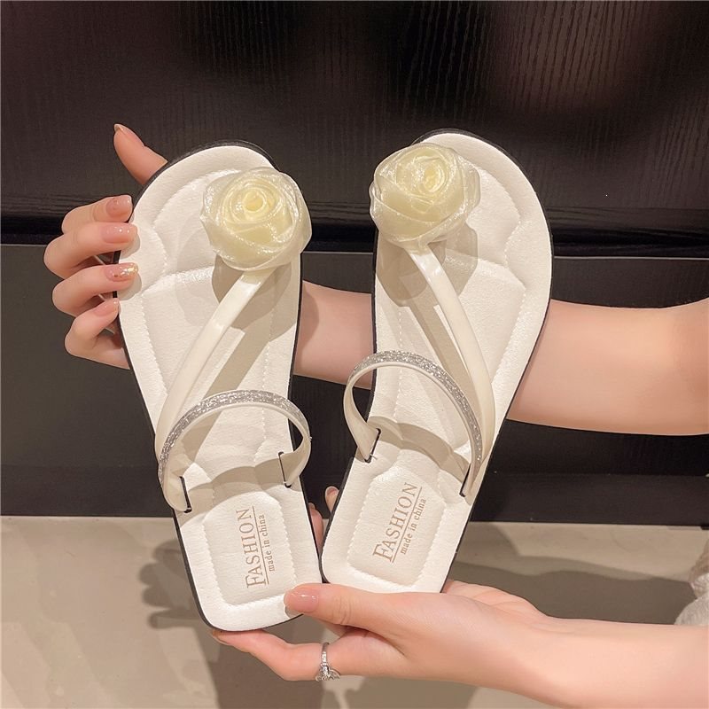 Women's Floral Flat Sandals with Soft Non-Slip Sole