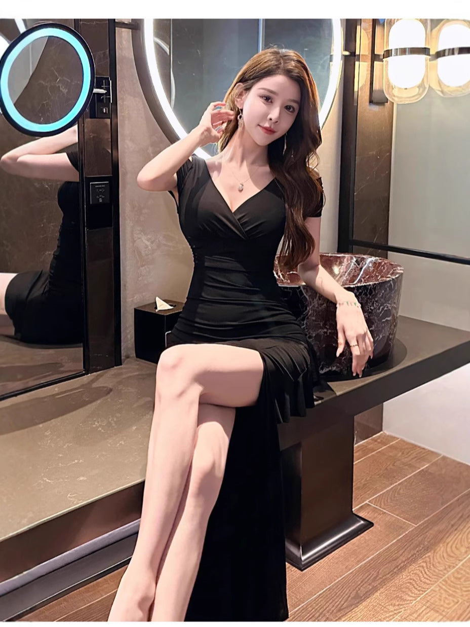 Elegant Black V-Neck Slit Maxi Dress for Women