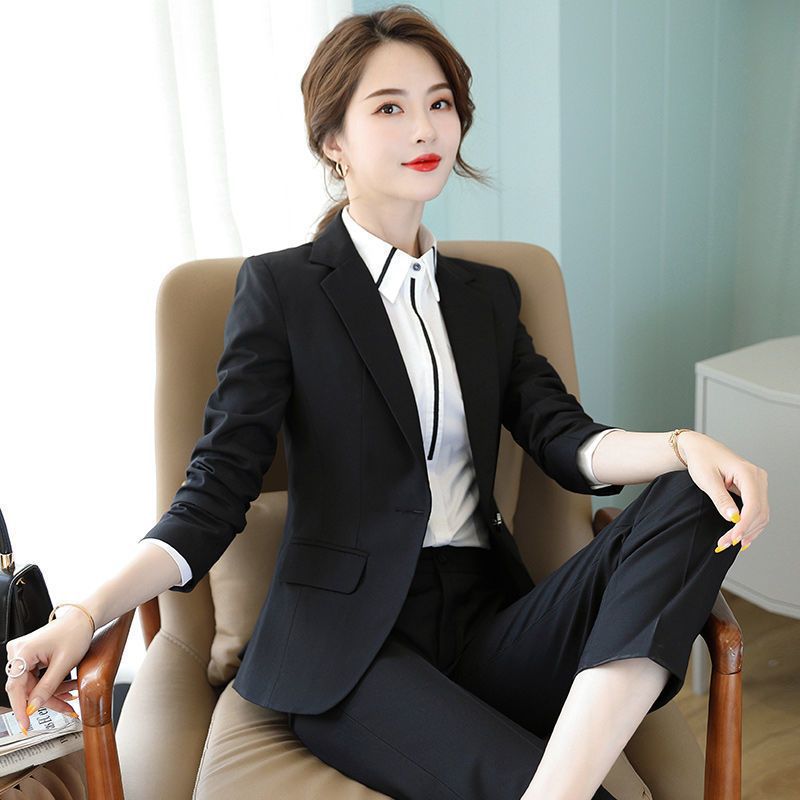 Women's Slim Fit Formal Blazer for Office and Business Wear