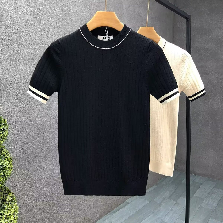 Men's Contrast Stripe Knit T-Shirt with Slim Fit