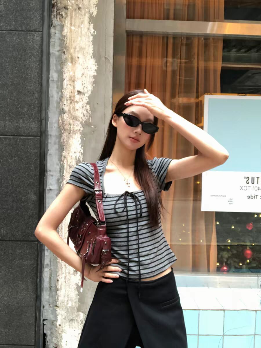 Women's Retro Striped Square Neck Slim Fit Knit T-Shirt