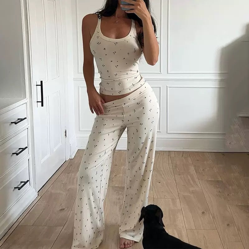 Women's Printed Sleeveless Vest and Long Pants Set