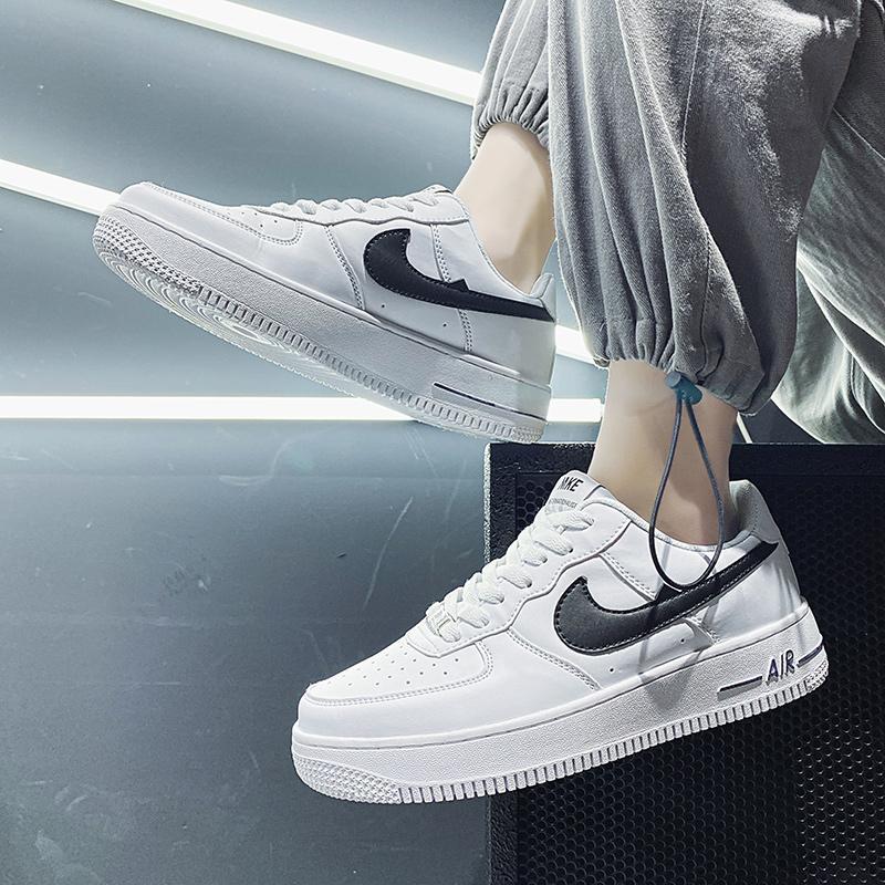 Men's Classic Low-Top Leather Casual Sneakers