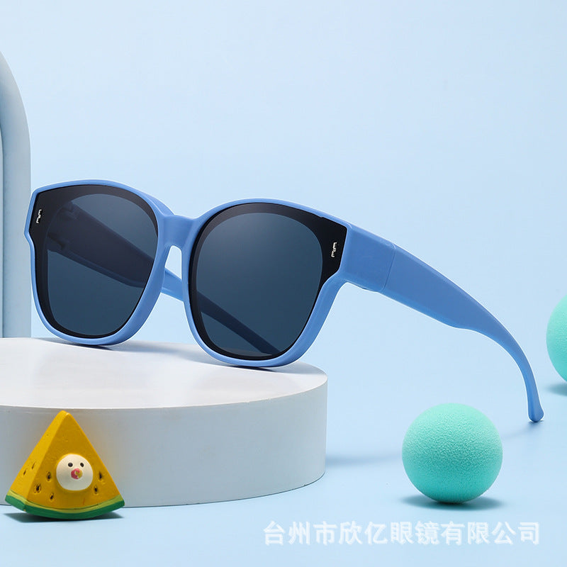Kids Polarized Clip-On Sunglasses – 2-in-1 UV Protection Glasses