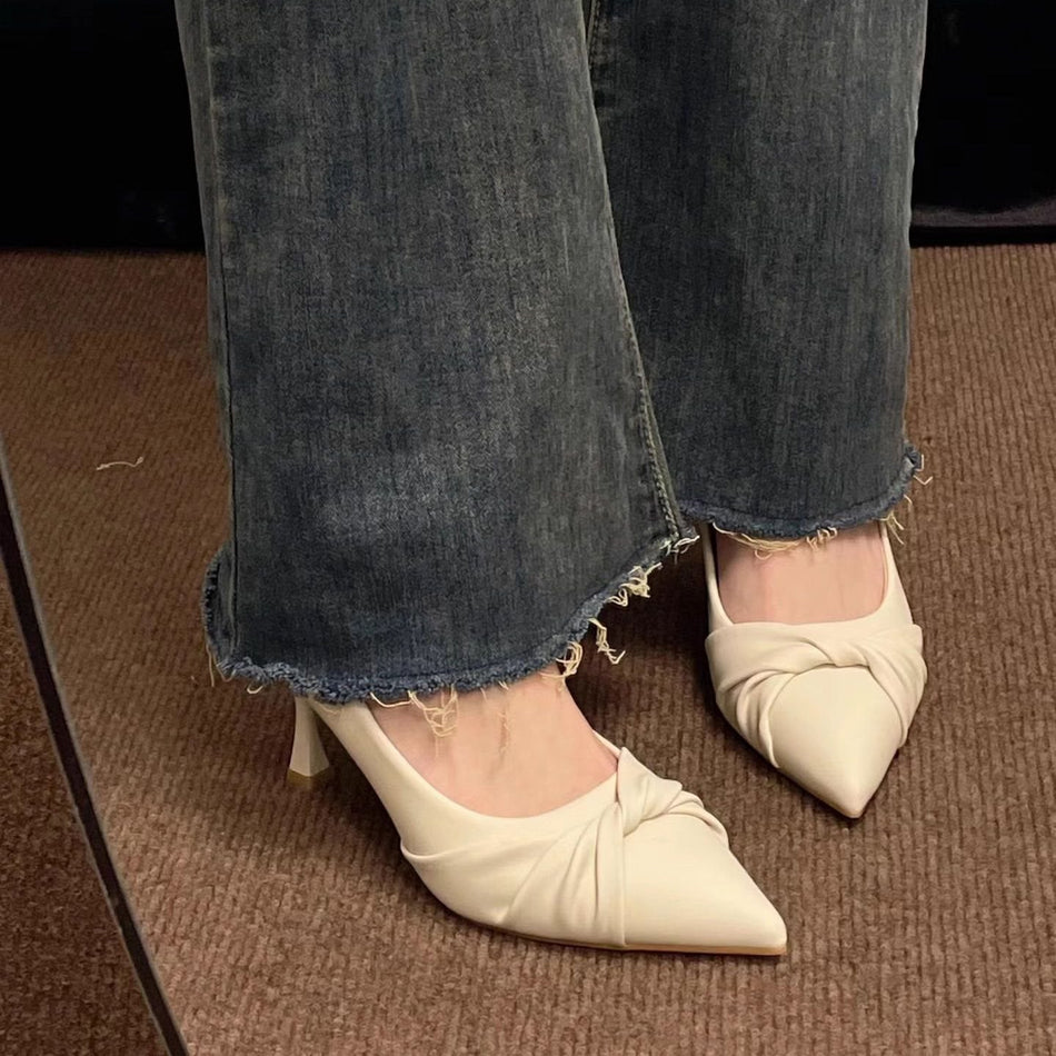 French Pointed Toe Stiletto Heels with Elegant Retro Design