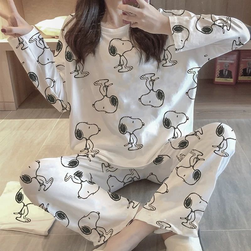 Women's Long Sleeve Cartoon Pajama Set with Relaxed Fit