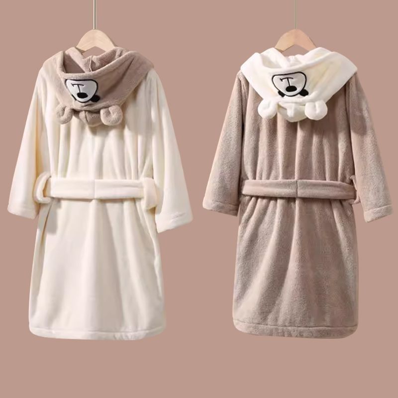 Thickened Coral Fleece Bear Hooded Children's Bathrobe Cape