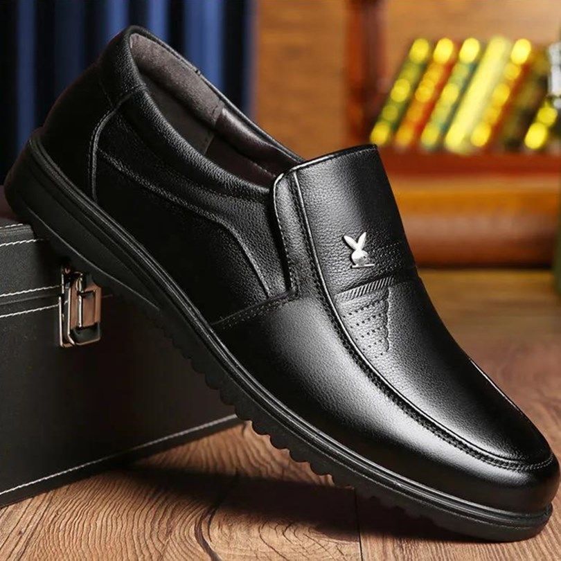 Men's Korean Style Breathable Leather Shoes with Soft Sole