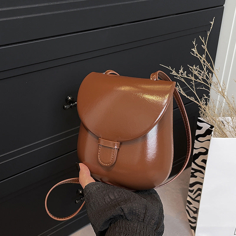 Women’s Horseshoe Shoulder Bag, Compact Phone Crossbody Bag