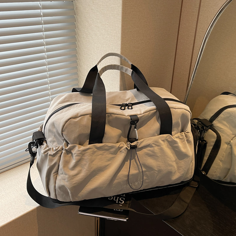 Large Capacity Lightweight Travel Bag, Sports & Fitness Carryall