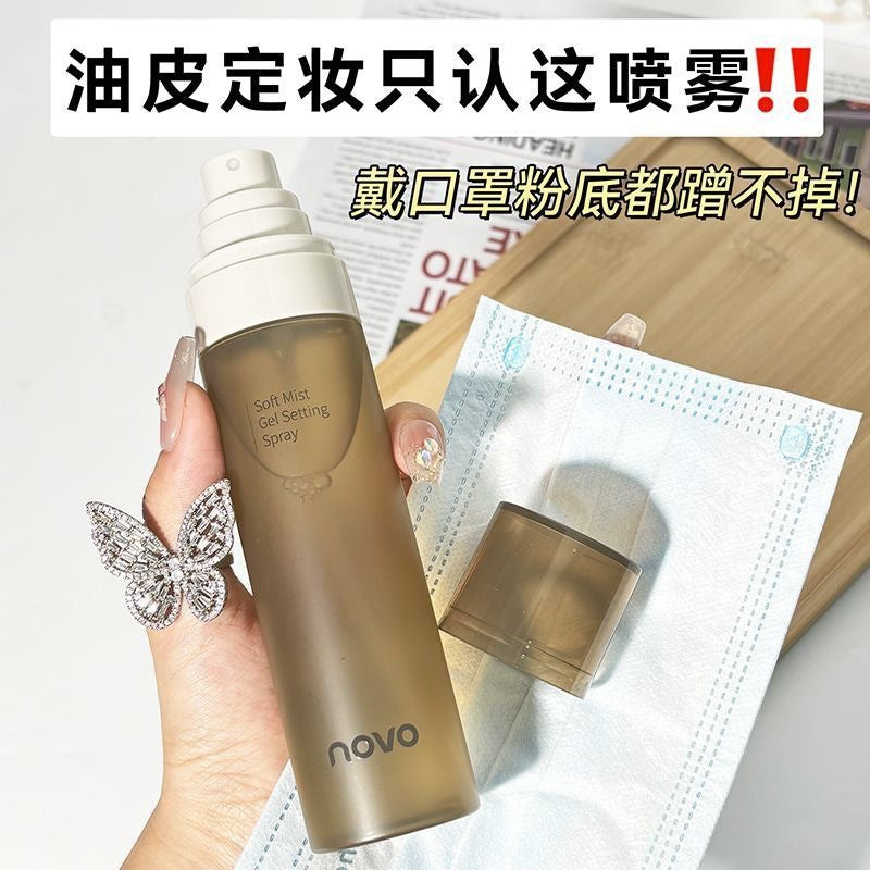 Novo Soft Mist Makeup Setting Spray with Water-Gloss Finish