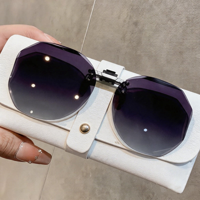 Polarized Clip-On Sunglasses with UV400 Protection for Driving