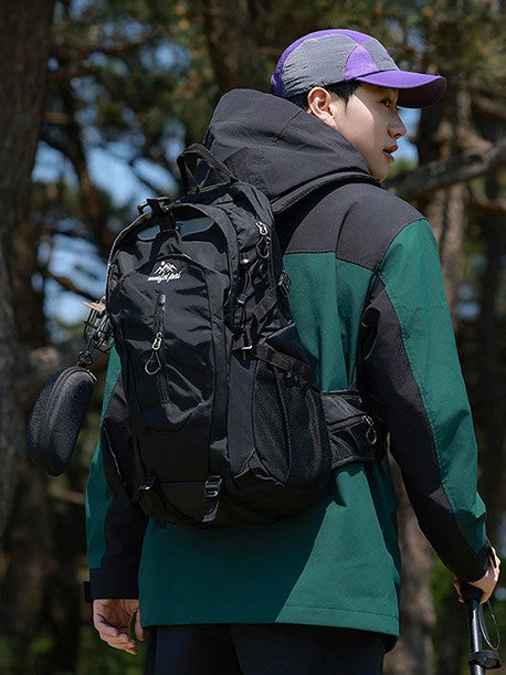 Feisha Unisex Nylon Mountaineering Backpack, Water-Repellent