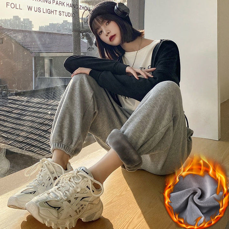 Women's Fleece-Lined Relaxed Fit Sweatpants