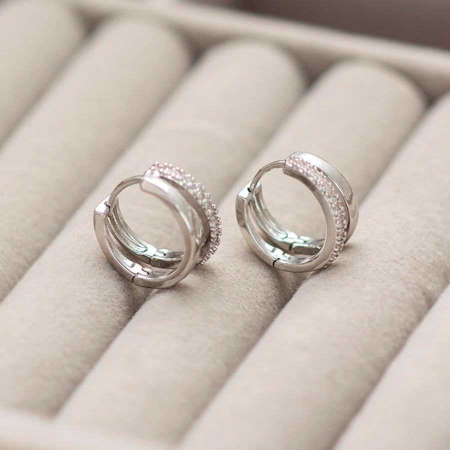 Silver Diamond Hoop Earrings – Geometric Light Luxury Fashion