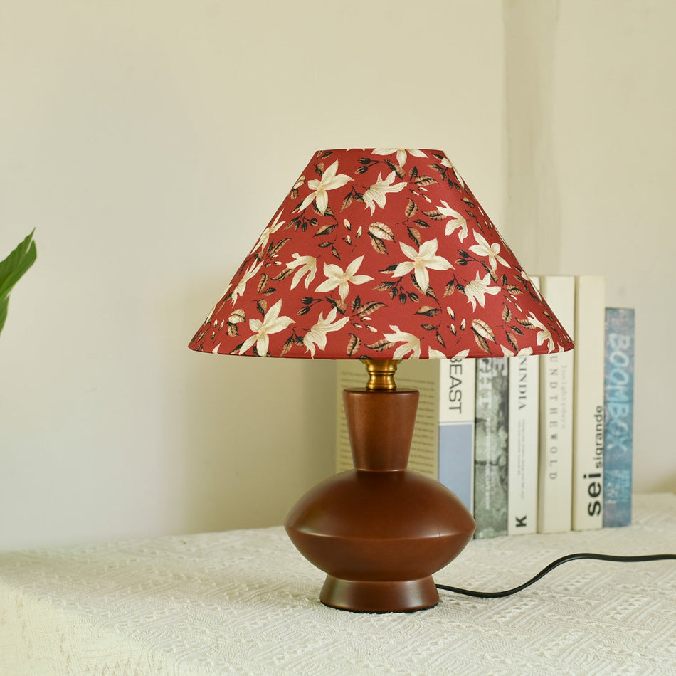 Jiangong Shanghai Style Retro Table Lamp, Solid Wood Bedside