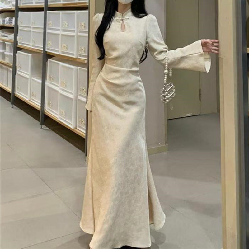 Women's Plus Size Slim-Fit Cheongsam Dress with Bell Sleeves