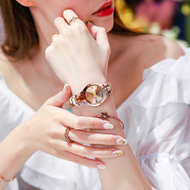 Golden Tungsten Steel Quartz Watch with Calendar for Women