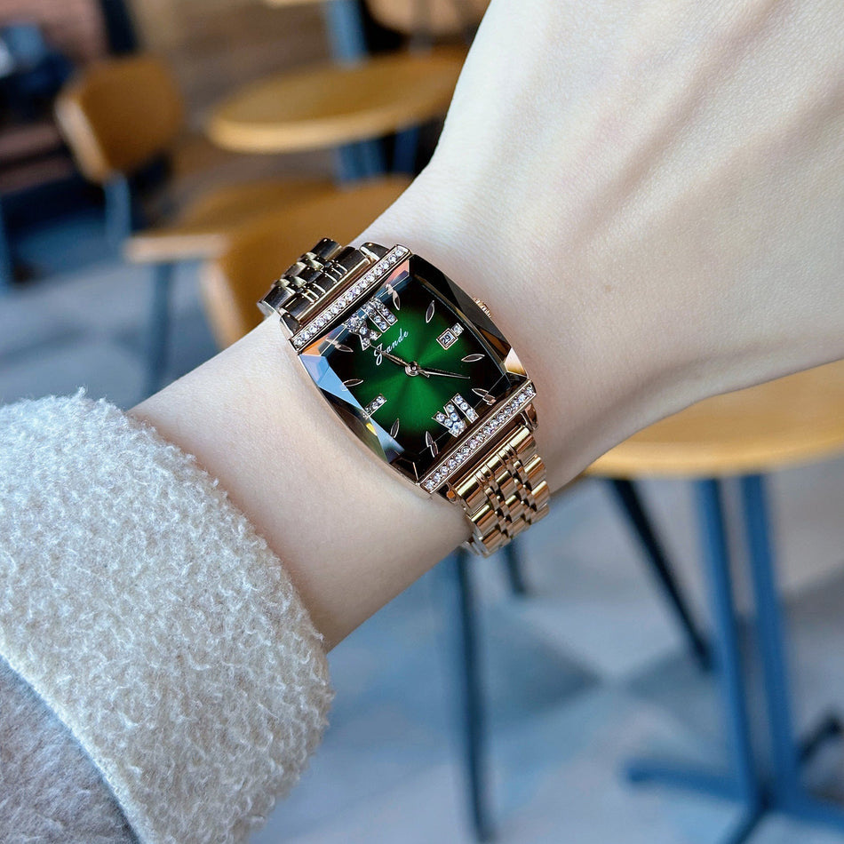 Luxury Barrel Quartz Watch with Steel Bracelet for Women