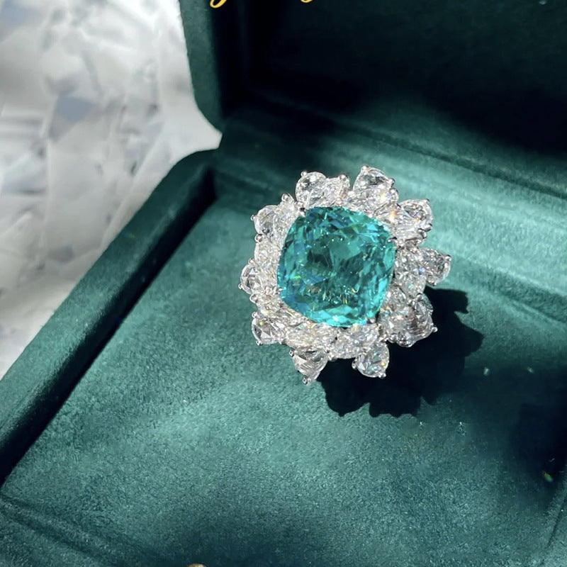 Women's Emerald Green Geometric Vintage Statement Ring