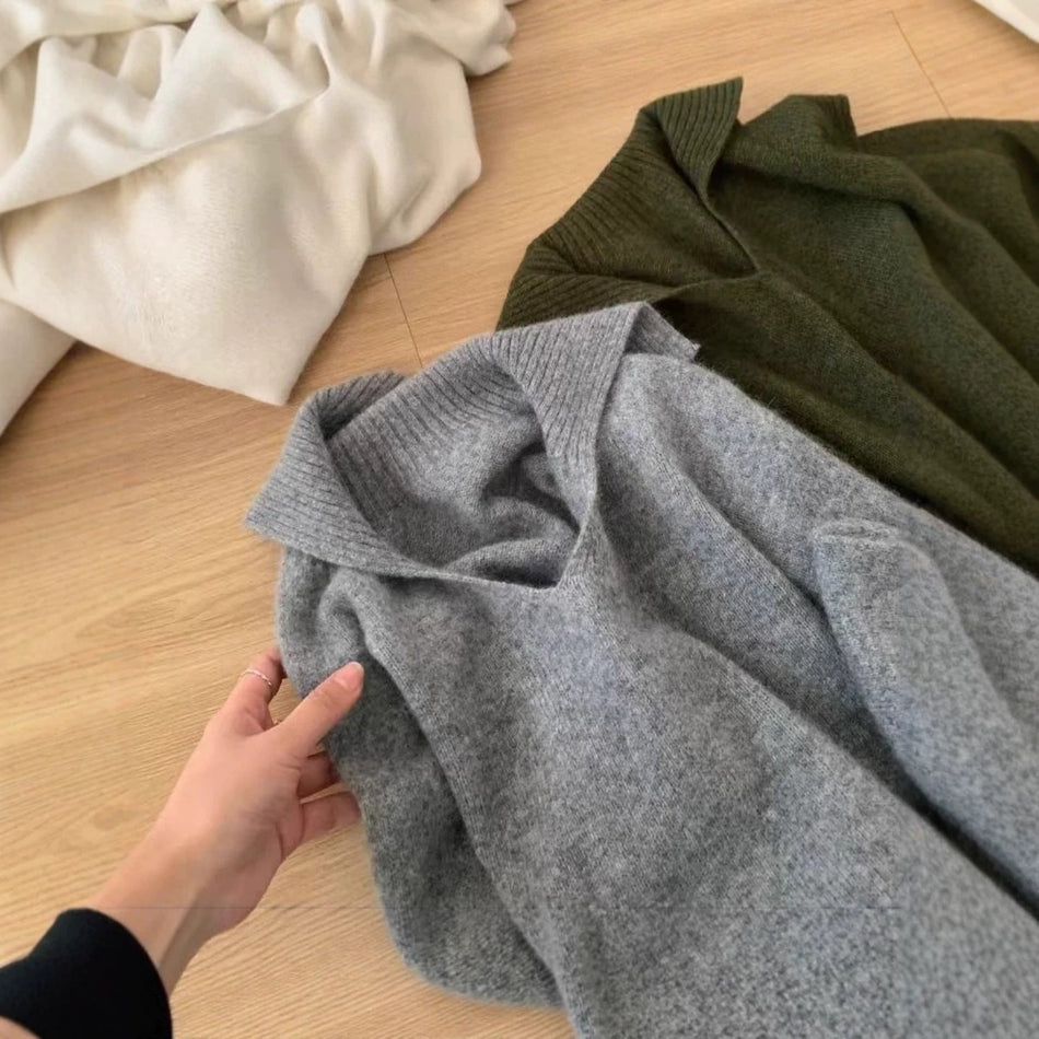 Women's Loose Lapel V-Neck Long Sleeve Knit Sweater