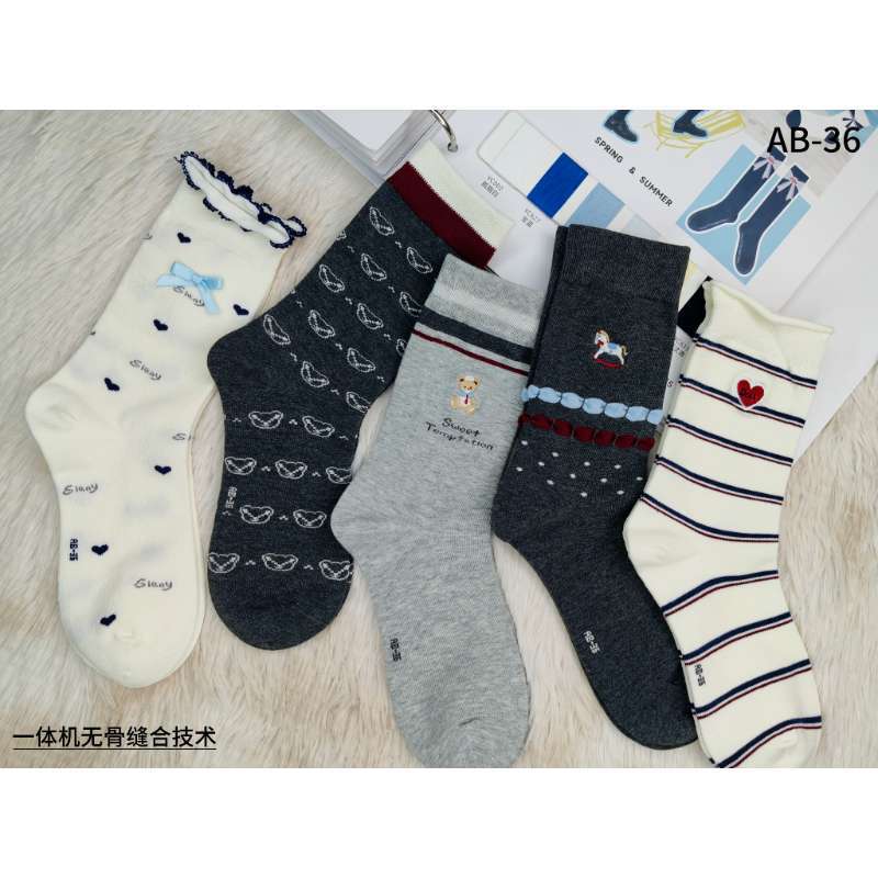 Women's Lightweight Breathable Cotton Mid-Calf Socks- Pack of 5