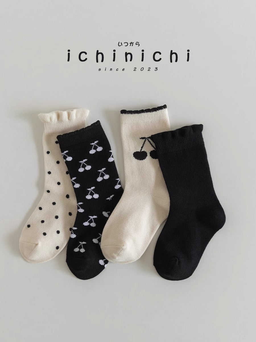 PACK OF 4 Girls' Cotton Lace Cute Polka Dot Mid-Calf Socks