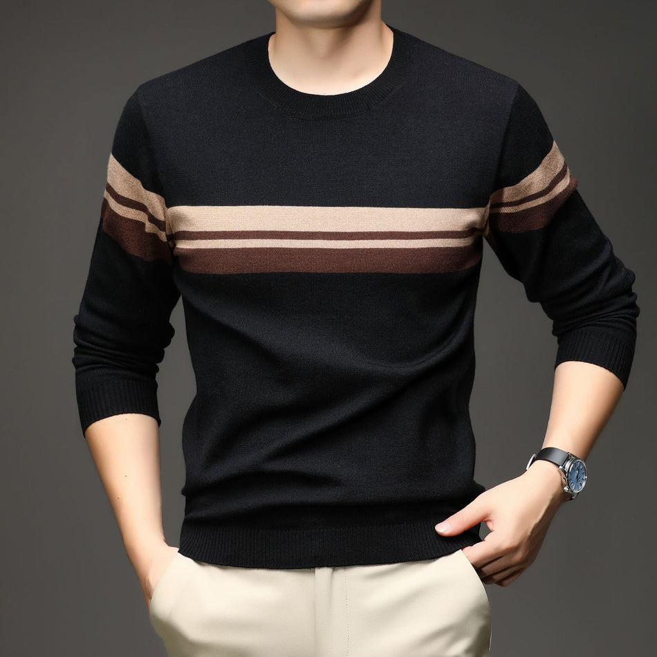 Men's Embroidered Straight-Fit Crewneck Knit Sweater