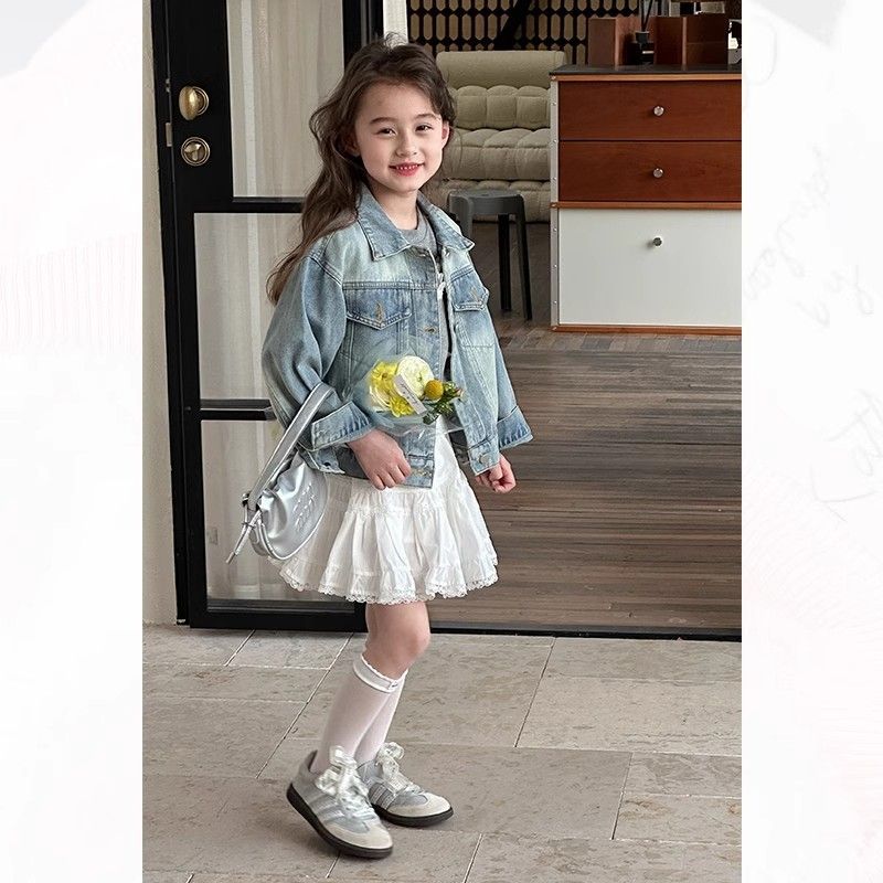 Girls' Korean Style Loose Denim Jacket for Casual Wear