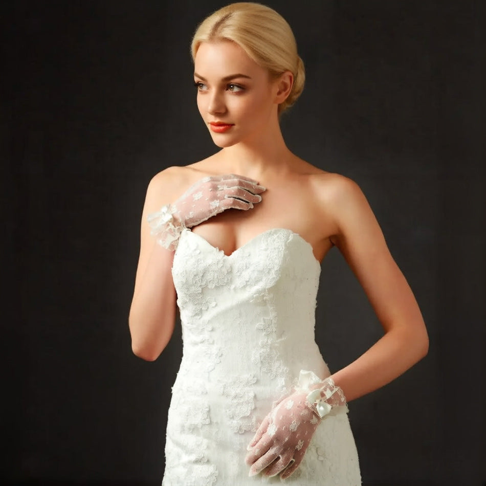Women's Short Bow Lace Bridal Wedding Gloves