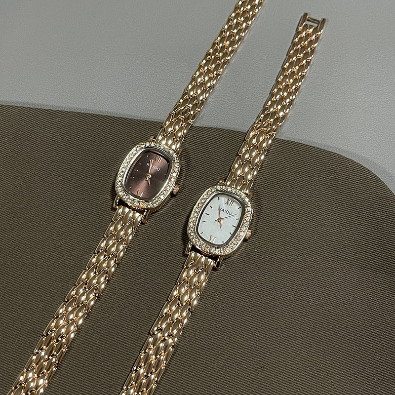 Women's Oval Diamond Watch with Compact Light Luxury Design