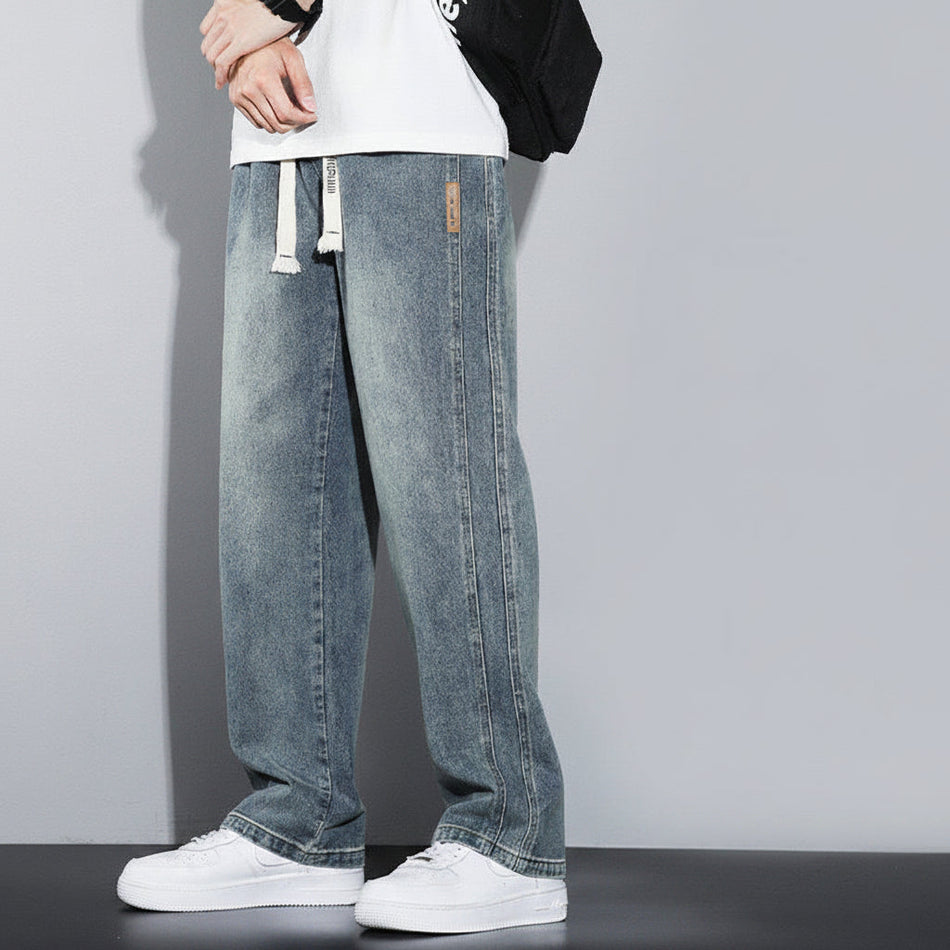 Men's Retro Loose Straight Jeans with American Wide-Leg Style