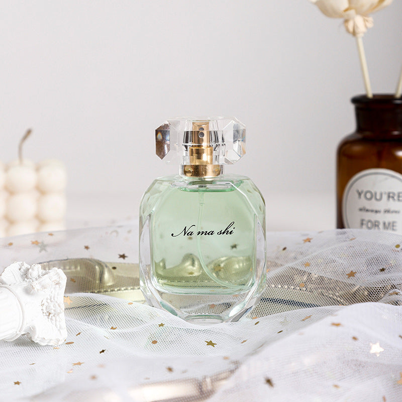 Guberlain Classic Powder Perfume for Ladies Fresh Light Scent
