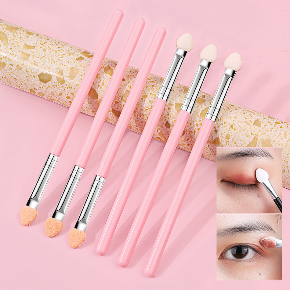Two-Color Heart-Shaped Sponge Eyeshadow Brush for Makeup
