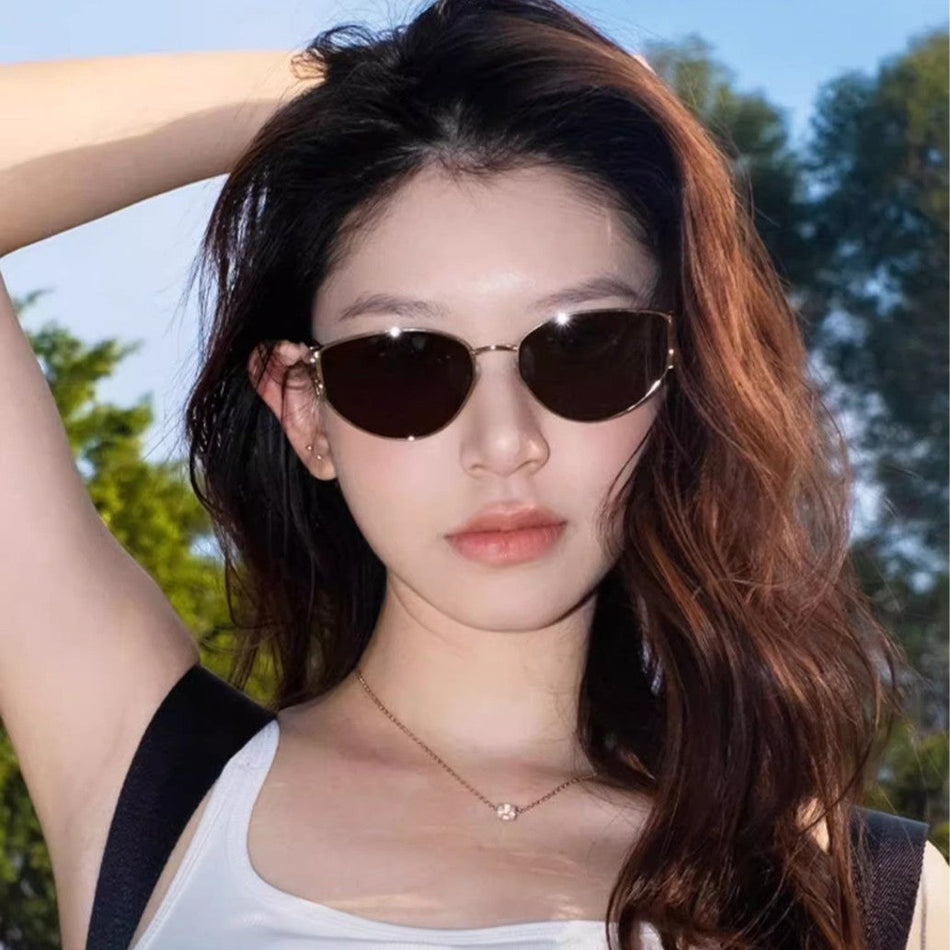 Women's Cat-Eye Tortoiseshell Sunglasses Narrow Frame Anti-UV