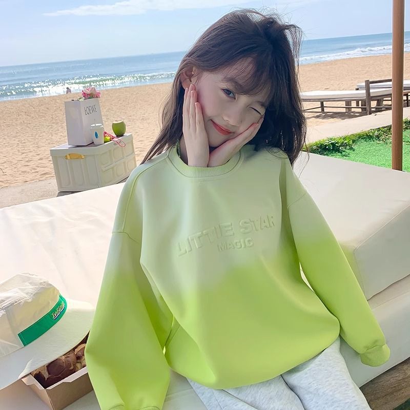 Girls Polyester Sweatshirt with Cartoon Print, Loose Fit
