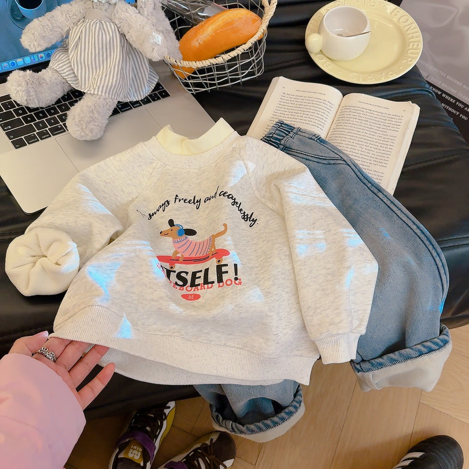 Girls Cotton-Polyester Fleece Sweatshirt with Cartoon Letters