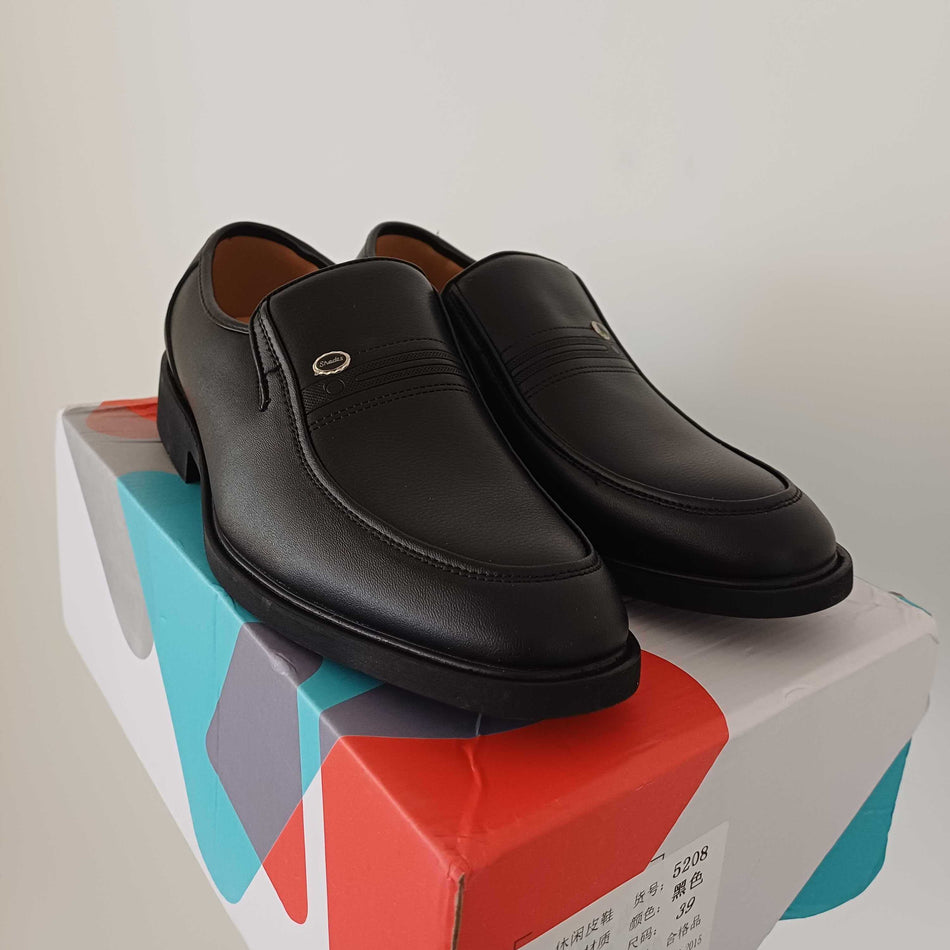 STOCK-Plus Size Hollow Leather Shoes – 47/48 Casual Dress