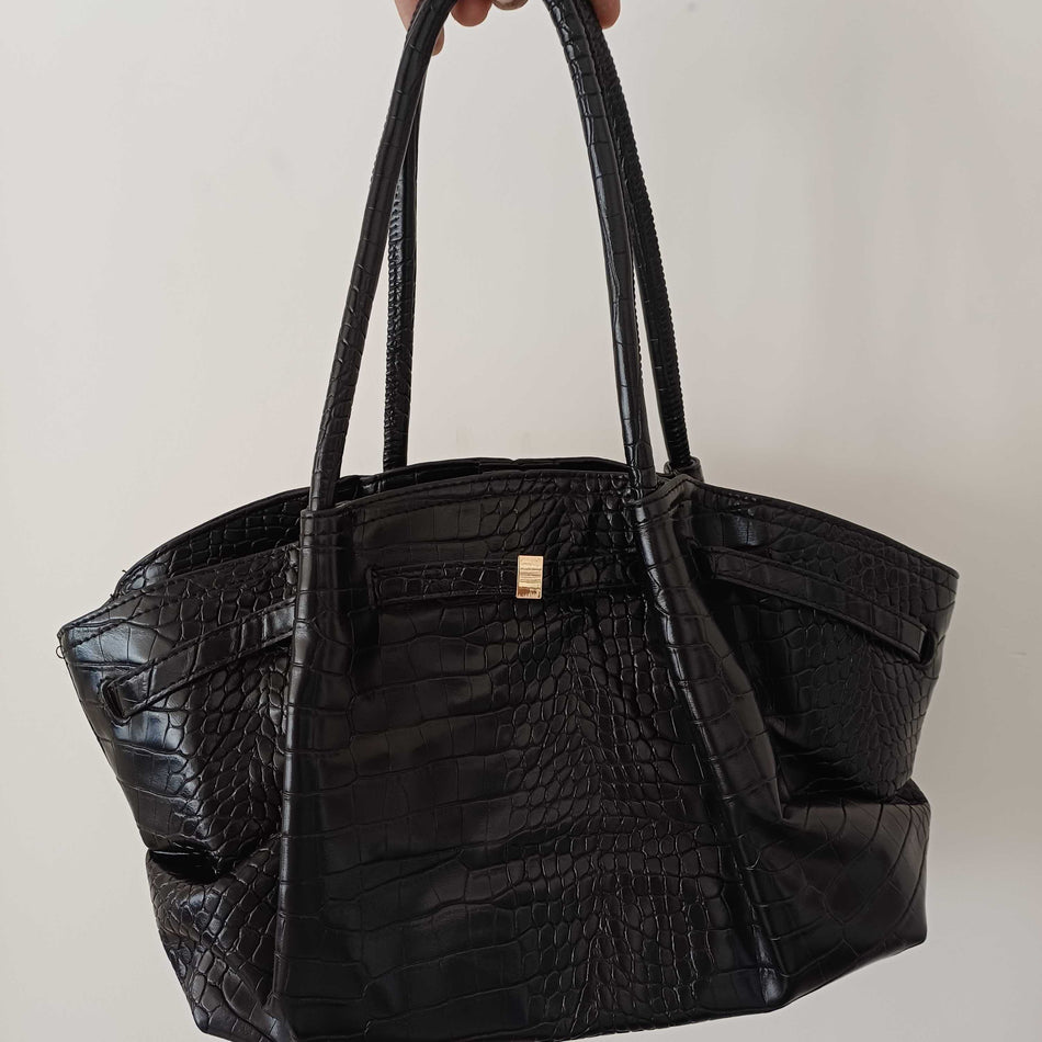 STOCK-Tote Bags for Women 2025 | Retro & Spacious