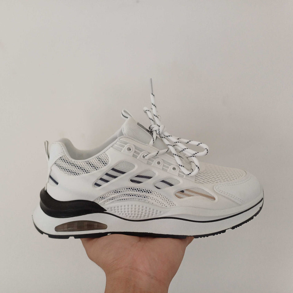 STOCK-Men’s Trendy White Sneakers – Spring Casual & Stylish