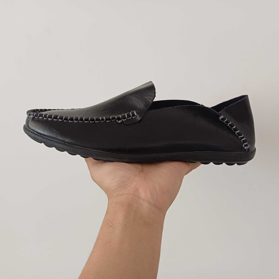 STOCK-Men’s Low-Top Pointed Casual Shoes – Lightweight & Trendy
